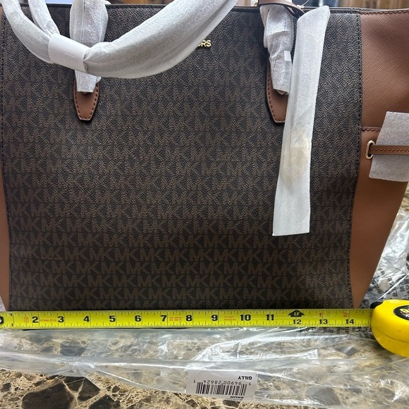 Michael Kors Dark Brown and Tan Tote Bag - Picture 13 of 14
